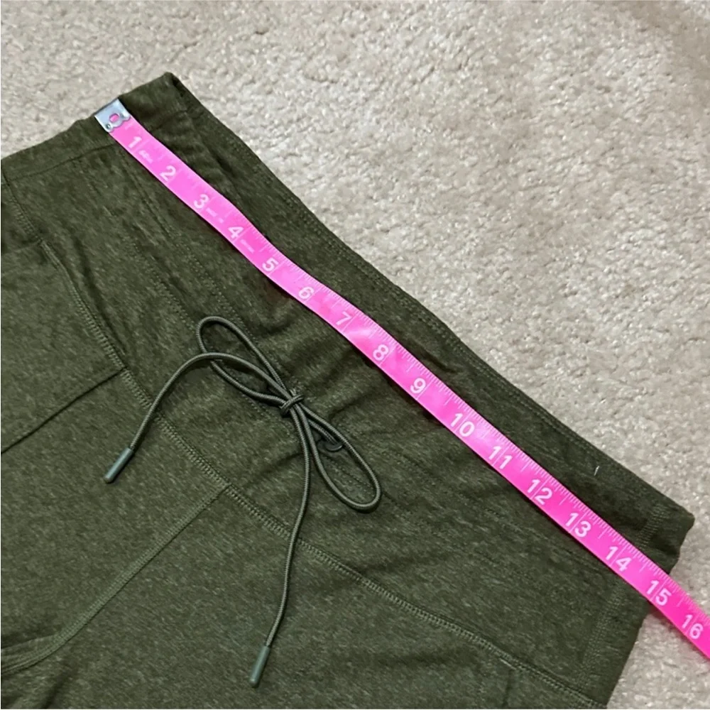 Old Navy Active CozeCore High-Rise
Green Leggings - Picture 4 of 12